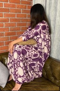 Sunidhi Chauhan feet photo 3