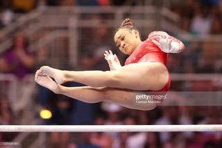 Sunisa Lee feet photo thumbnail