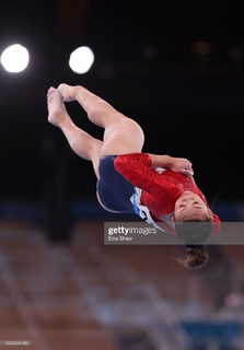 Sunisa Lee feet photo thumbnail