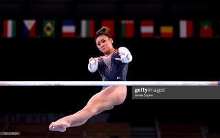 Sunisa Lee feet photo thumbnail