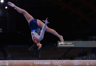 Sunisa Lee feet photo thumbnail