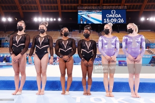 Sunisa Lee feet photo thumbnail