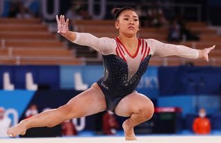 Sunisa Lee feet photo thumbnail