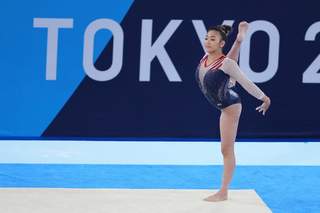 Sunisa Lee feet photo thumbnail