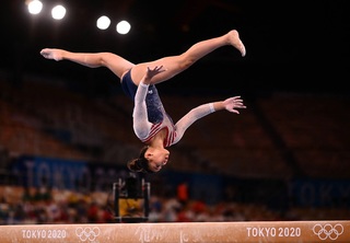 Sunisa Lee feet photo thumbnail