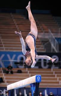Sunisa Lee feet photo thumbnail