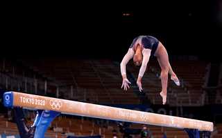 Sunisa Lee feet photo thumbnail