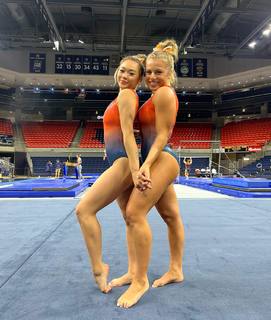 Sunisa Lee feet photo thumbnail