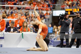 Sunisa Lee feet photo thumbnail