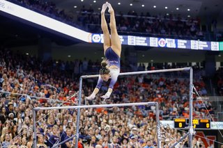 Sunisa Lee feet photo thumbnail