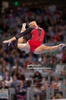 Sunisa Lee feet photo thumbnail