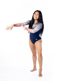 Sunisa Lee feet photo thumbnail