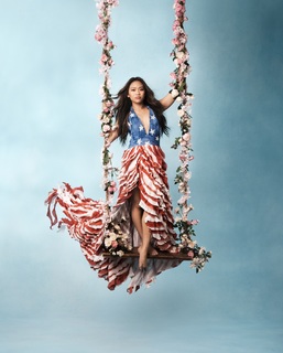 Sunisa Lee feet photo thumbnail