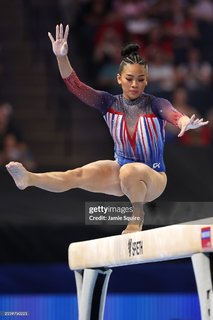 Sunisa Lee feet photo thumbnail