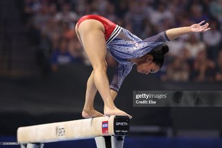 Sunisa Lee feet photo thumbnail