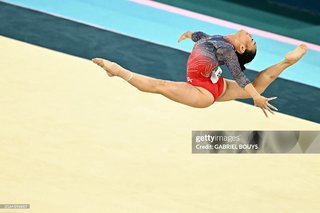 Sunisa Lee feet photo thumbnail