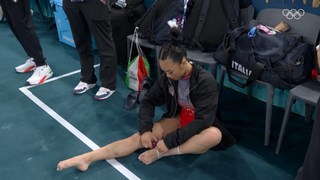 Sunisa Lee feet photo thumbnail