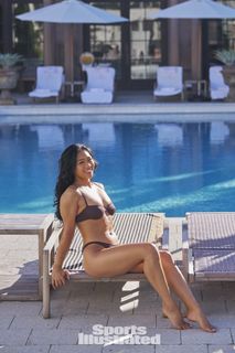 Sunisa Lee feet photo thumbnail