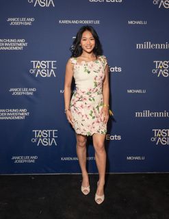 Sunisa Lee feet photo thumbnail