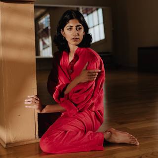 Sunita Mani feet photo 6