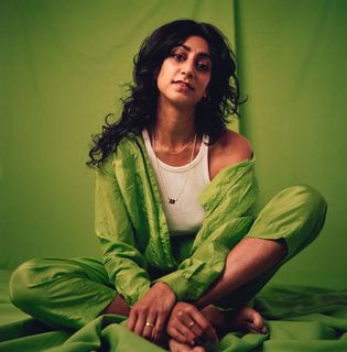 Sunita Mani feet photo 8