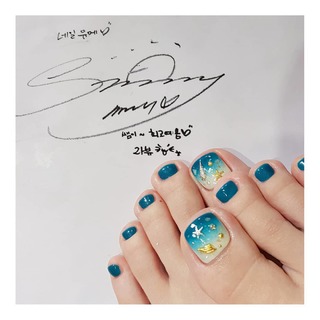 Sunny feet photo 12