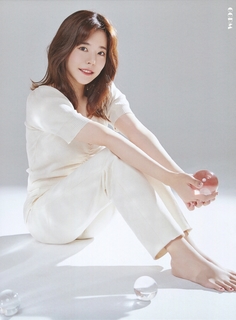 Sunny feet photo 9