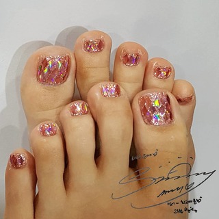 Sunny feet photo 3