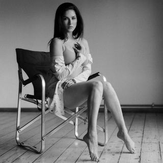 Sunny Leone feet photo thumbnail