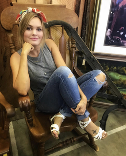 Sunny Mabrey feet photo 20