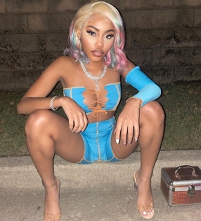 Supa Peach feet photo 10