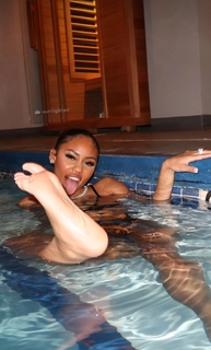 Supa Peach feet photo 16