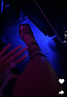 Supa Peach feet photo 2