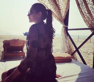 Surbhi Chandna feet photo 1