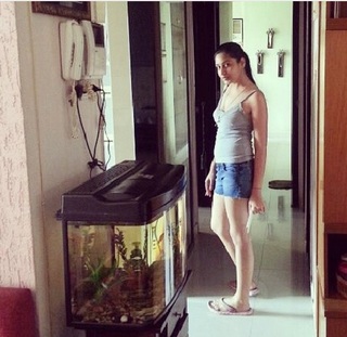 Surbhi Chandna feet photo 12