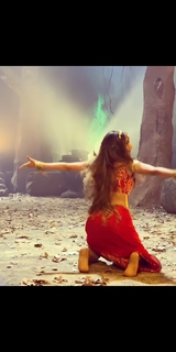 Surbhi Chandna feet photo 3