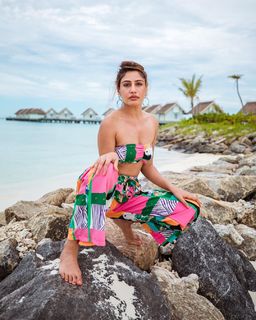 Surbhi Chandna feet photo 10