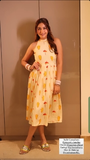 Surbhi Chandna feet photo 16