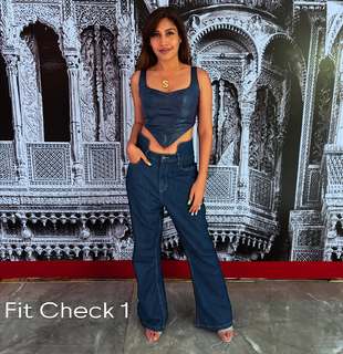 Surbhi Chandna feet photo 18