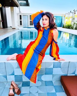 Surbhi Chandna feet photo 1