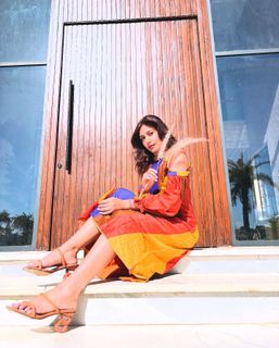 Surbhi Chandna feet photo 20