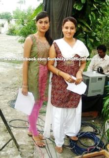 Surbhi Jyoti feet photo thumbnail