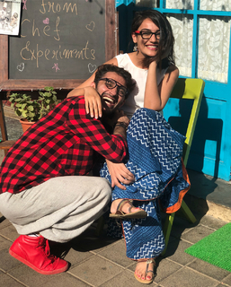 Surbhi Jyoti feet photo thumbnail