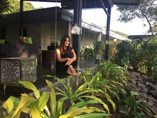 Surbhi Jyoti feet photo thumbnail