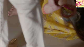 Surbhi Jyoti feet photo thumbnail