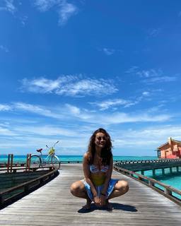 Surbhi Jyoti feet photo thumbnail