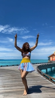 Surbhi Jyoti feet photo thumbnail