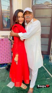 Surbhi Jyoti feet photo thumbnail