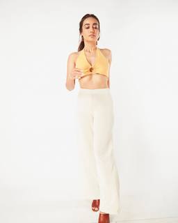 Surbhi Jyoti feet photo thumbnail