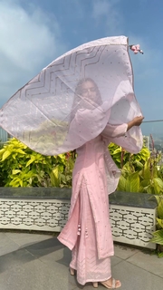 Surbhi Jyoti feet photo thumbnail